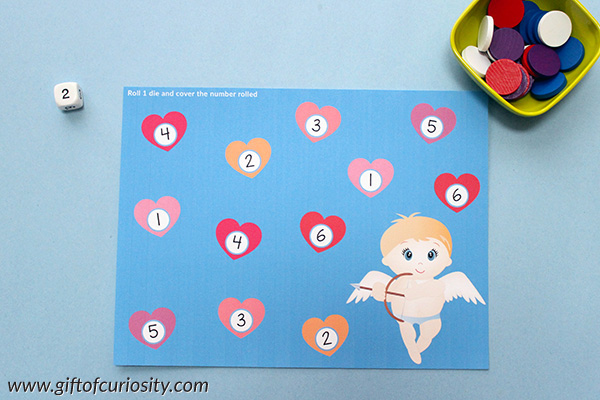 Valentine Roll & Cover Math Games | Free Valentine math printables | Valentine numbers practice | Valentine addition activities | Valentine subtraction activities || Gift of Curiosity